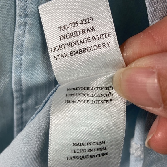 Effortless Style: NWT Rails Button-Up Shirt - Size XS,  Light Blue - Picture 16 of 16